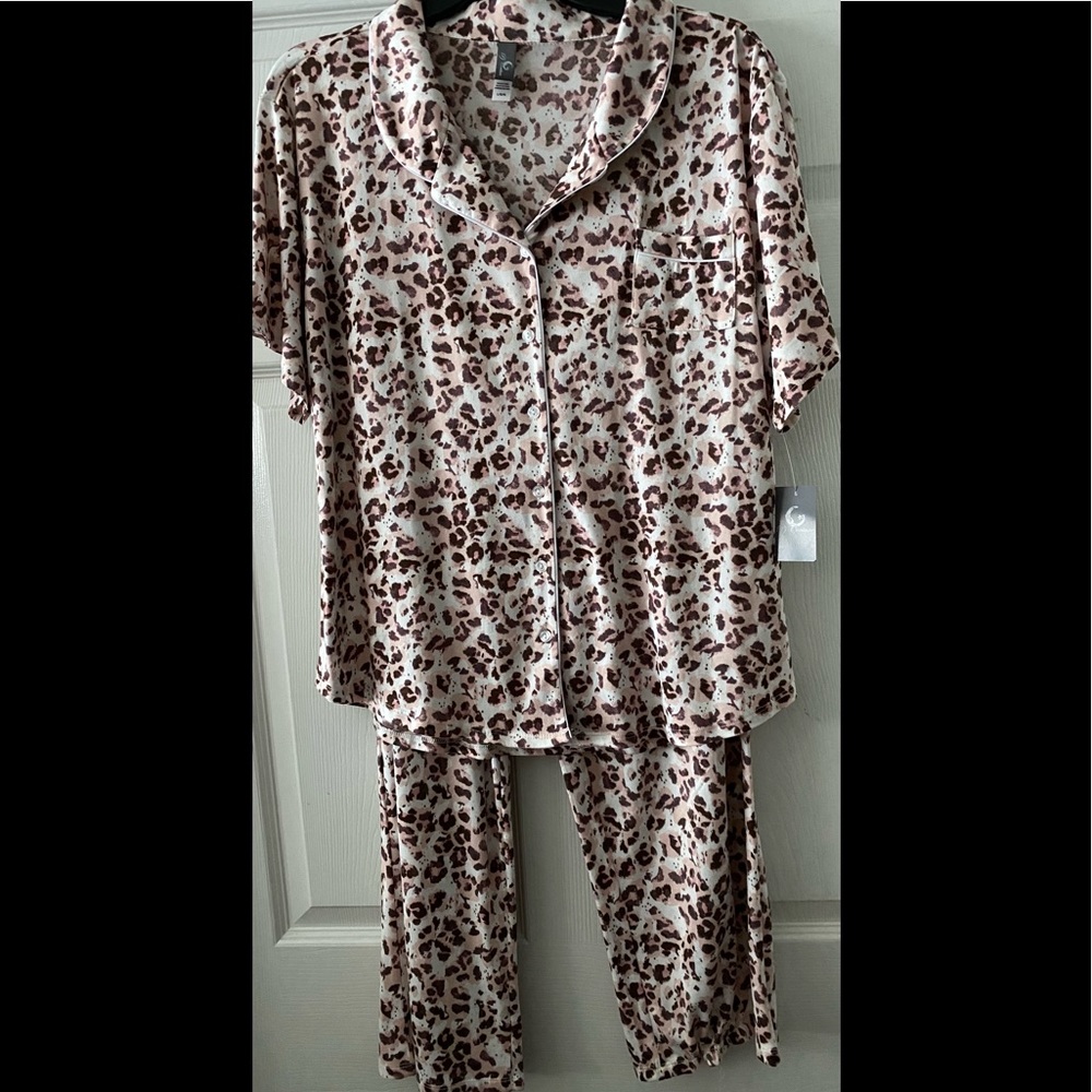 NWT Pj Couture 2 Piece Set